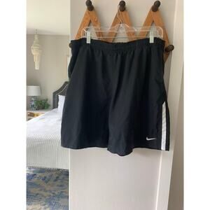 Men's Black Nike Shorts SZ XL
